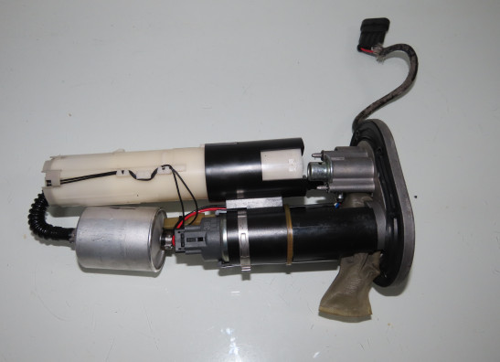 Brandstofpomp Moto Guzzi Stelvio