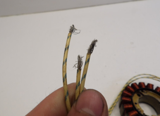 Generator Honda CB 1