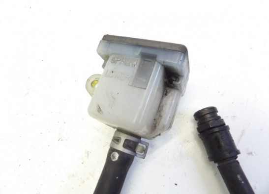 Rempomp achter Suzuki GSF 650 Bandit