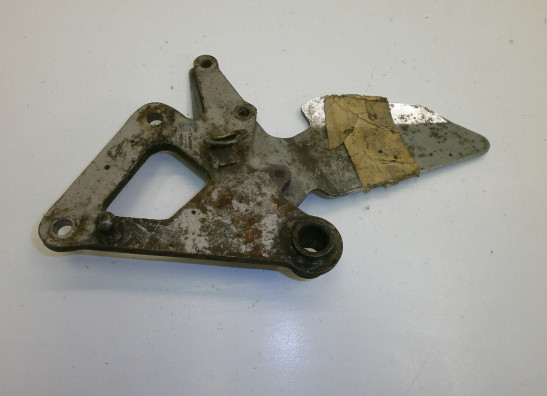 Fussrastetrager vorne rechts Suzuki GS 500 E