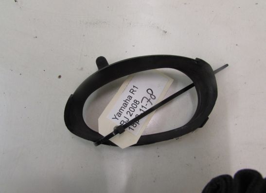 Air intake center Yamaha YZF R1