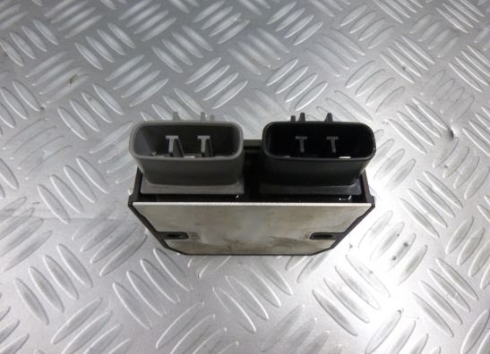 Regulator rectifier  Ducati Hypermotard 821