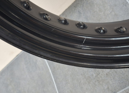 Achtervelg Harley Davidson XL1200CX Roadster