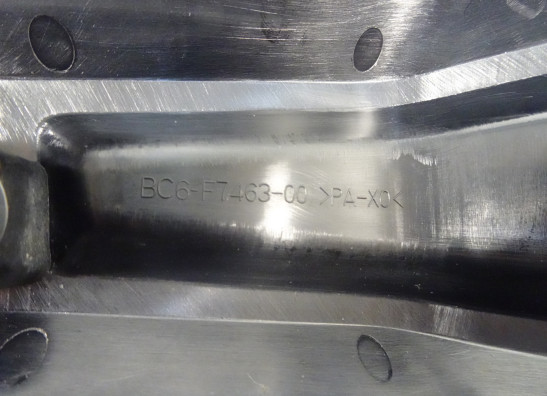 Cowl right small Yamaha Tracer 700