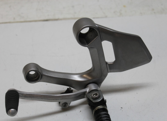 Fussrastetrager vorne links Yamaha Tracer 900