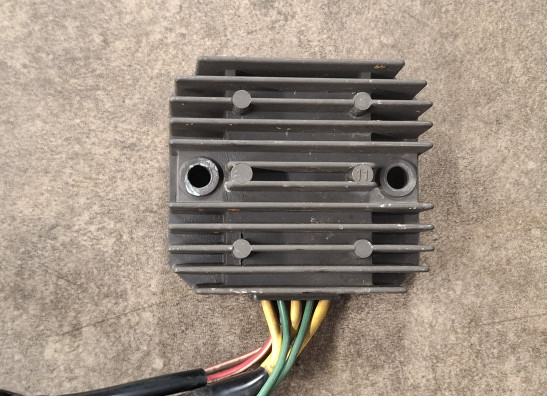 Spanningsregelaar KTM 690 Duke 