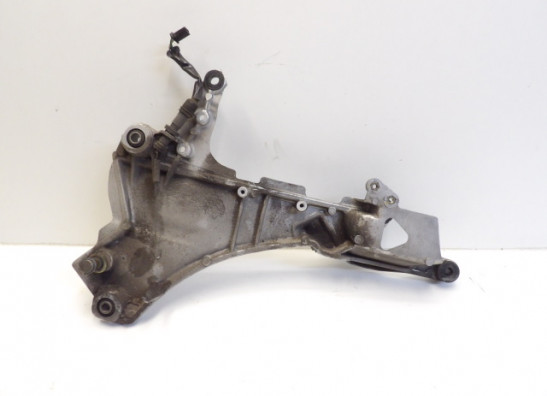 Fussrastetrager vorne rechts Honda ST 1100 Pan European