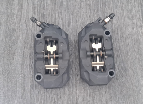 Bremssattel Bremszangen vorne BMW R 1200 RT LC