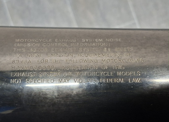 Uitlaat Honda VF 700  750 S Sabre