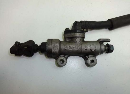Rear brake master cylinder  Honda VFR 750