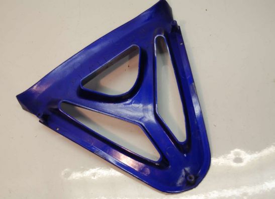 Cowl V shape under Yamaha YZF R1