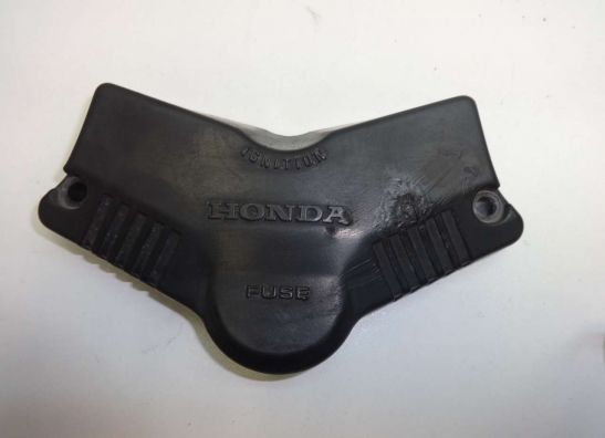 Fuse box Honda CBX 550 F2