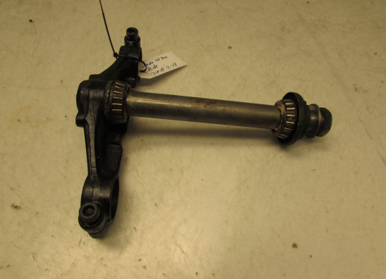 Gabelbrucke Unten Honda VF 700  750 Supermagna