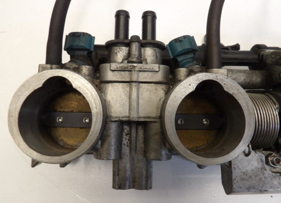 Gasklephuis Honda CBF 1000