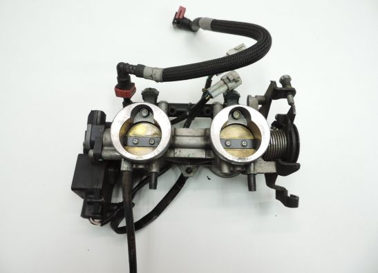 Gasklephuis Kawasaki ER 6