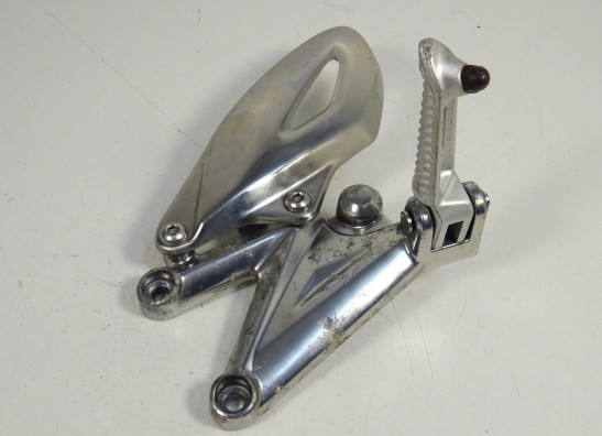 Main step holder left Triumph Street Triple 675