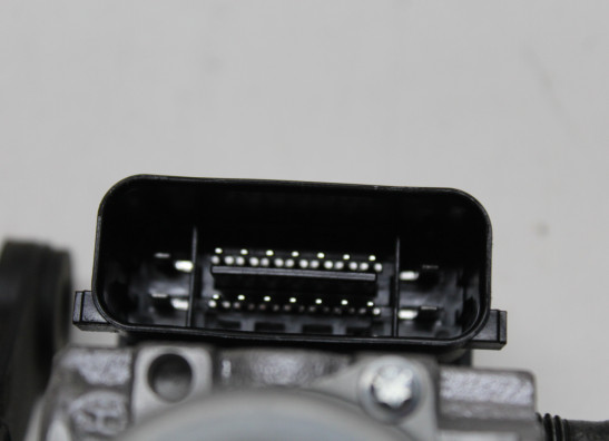 ABS pomp Kawasaki Z 900 RS