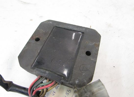 Spanningsregelaar Honda VF 500 