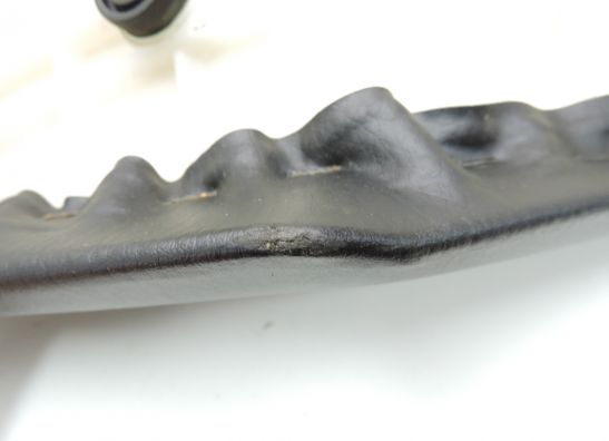 Zadel Yamaha FZ 400 FAZER 