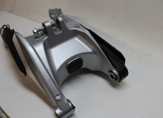 Achterbrug Aprilia RS 660