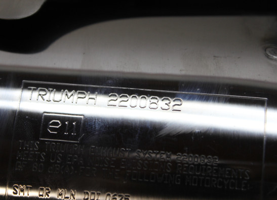 Uitlaat Triumph Street Triple 675