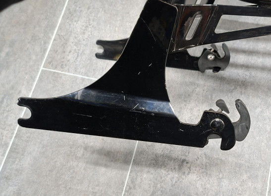 Rugsteun sissybar Harley Davidson FXSB Breakout