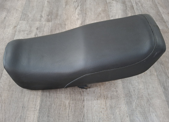 Zadel Honda CB 750 F