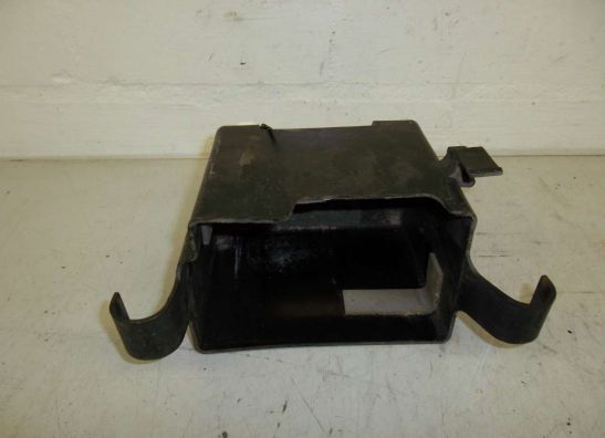 Batterie befestigung Suzuki GSX 550 EF