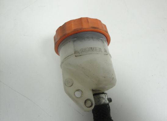 Rempomp achter Honda VF 1000 F