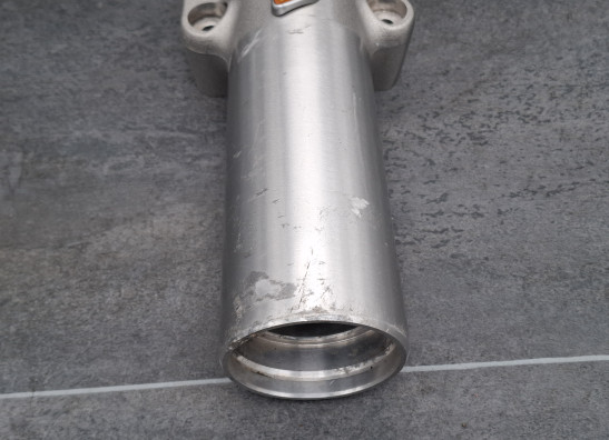 Voorpoot links onder Harley Davidson FLHX Street Glide