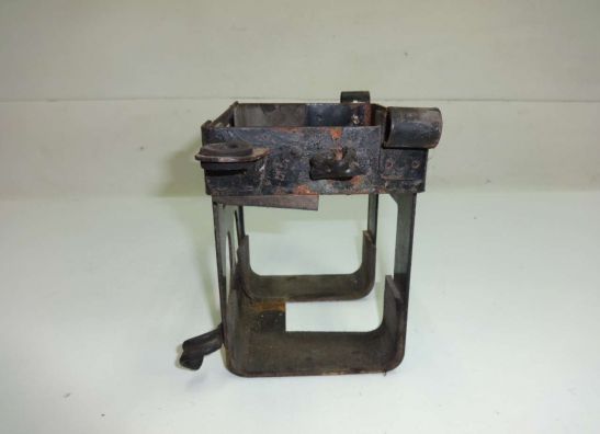 Batterie befestigung Suzuki GSX 750