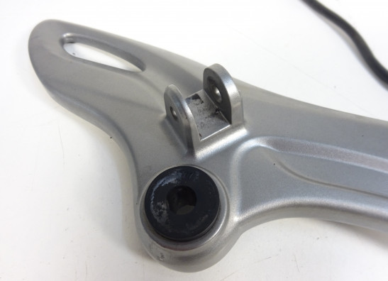 Fussrastetrager vorne rechts Suzuki SFV 650 Gladius