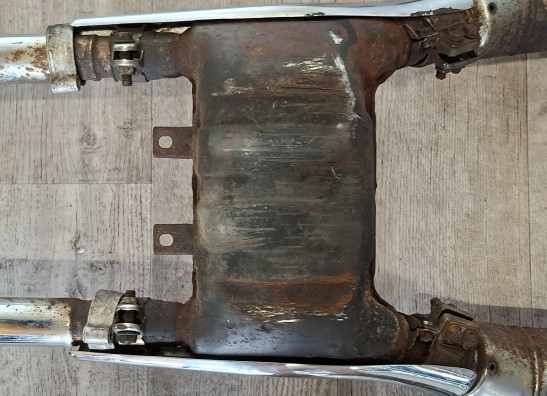 Uitlaat Honda VF 700  750 C Magna