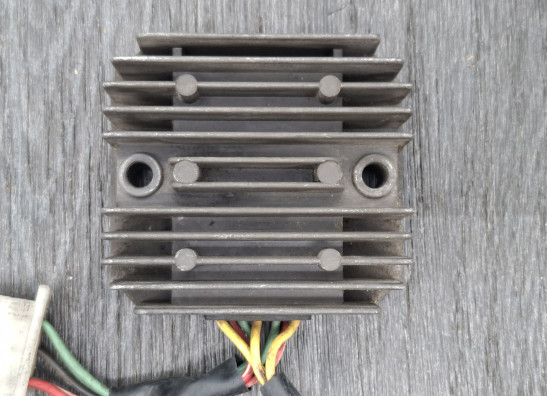 Spanningsregelaar Honda CB 750 