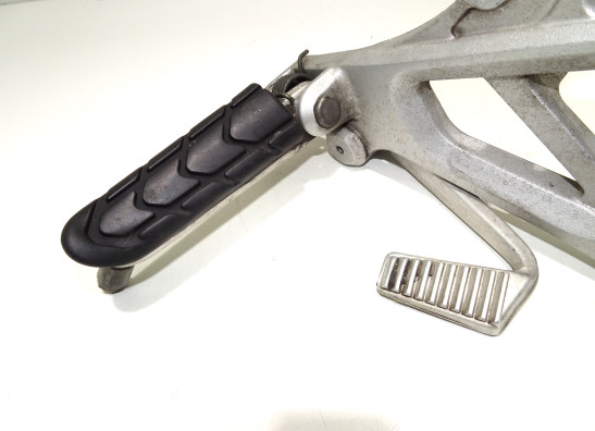 Fussrastetrager vorne rechts Honda CBR 600 F