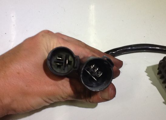 Regler Gleichrichter Kawasaki ZX 9 R