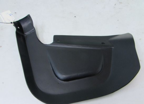 Cowl right small Can-am Outlander