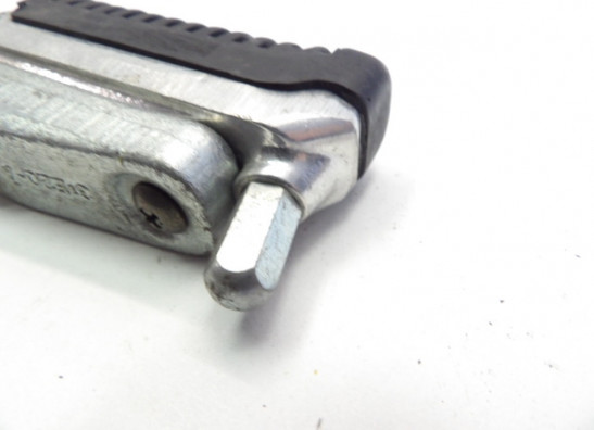 Fussraste rechts Suzuki GSX R 1300 Hayabusa