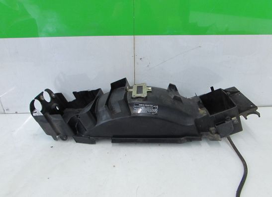 Batterie befestigung Kawasaki ZZR 1100