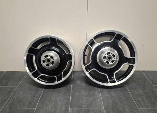 Velgen set Harley Davidson FLHT Electra Glide Standard
