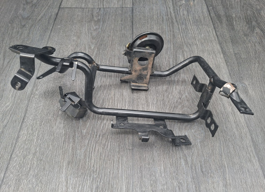 Upper cowl Stay Yamaha FJR 1300