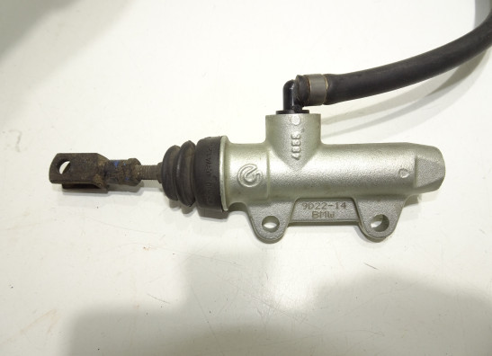 Rempomp achter BMW K 1300 GT