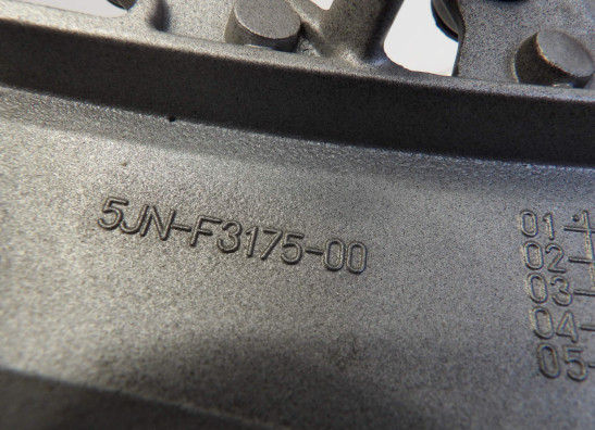 Koplampomlijsting Yamaha BT 1100