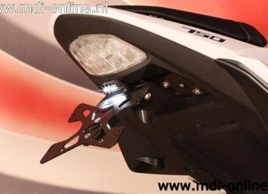 Kentekenplaathouder Suzuki GSR 750