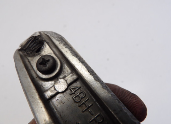 Main step holder right Yamaha FZ6