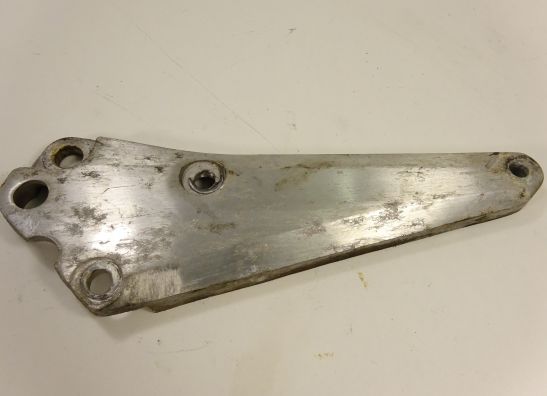 Fussrastetrager vorne links Suzuki GS 450