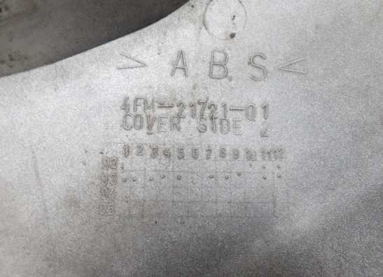 Cowl rear right Yamaha FZR 600