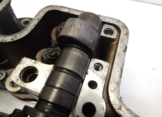 Cylinder head Honda VF 700  750 C Magna