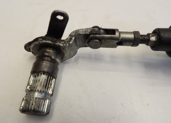 Rempomp achter Yamaha V max