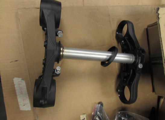 T stuk + kroonplaat KTM 1290  Super Adventure